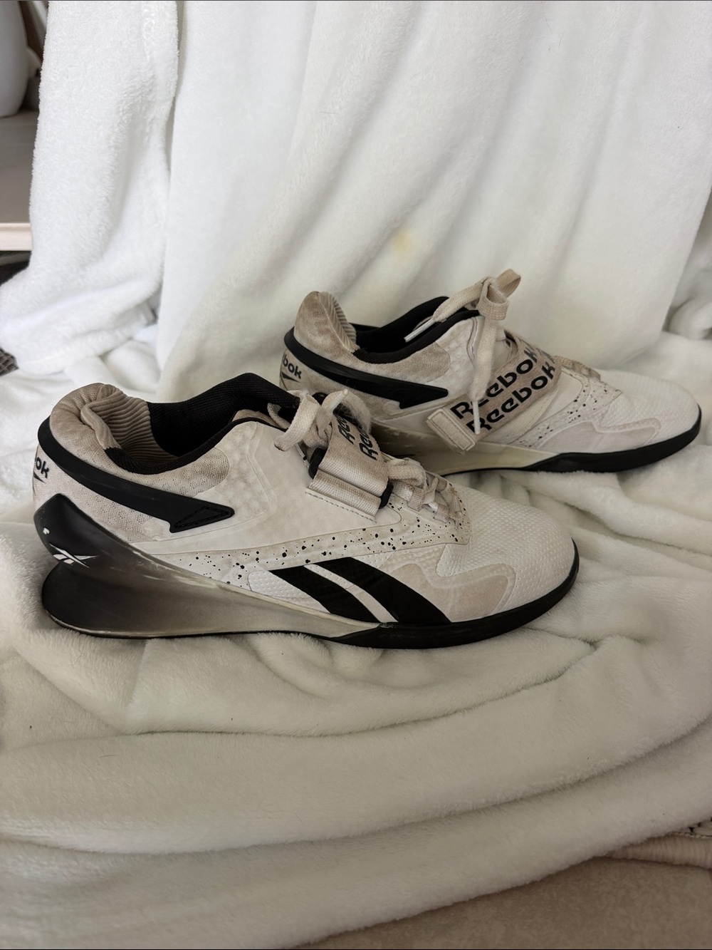 Reebok Women's White and Black Lifting Sneakers